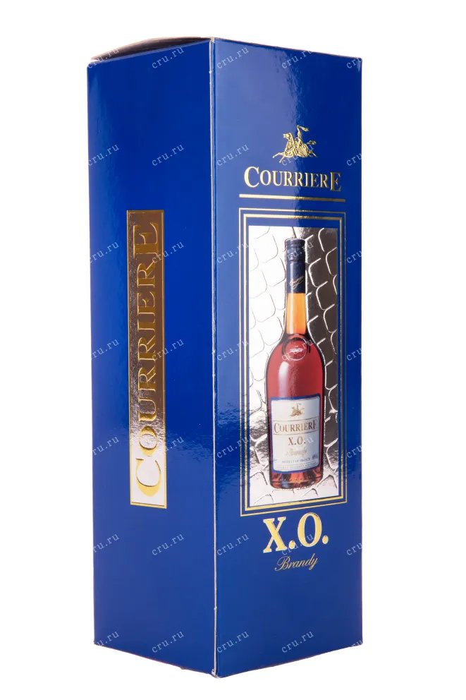 Подарочная коробка бренди Курьер ХО 0.7
