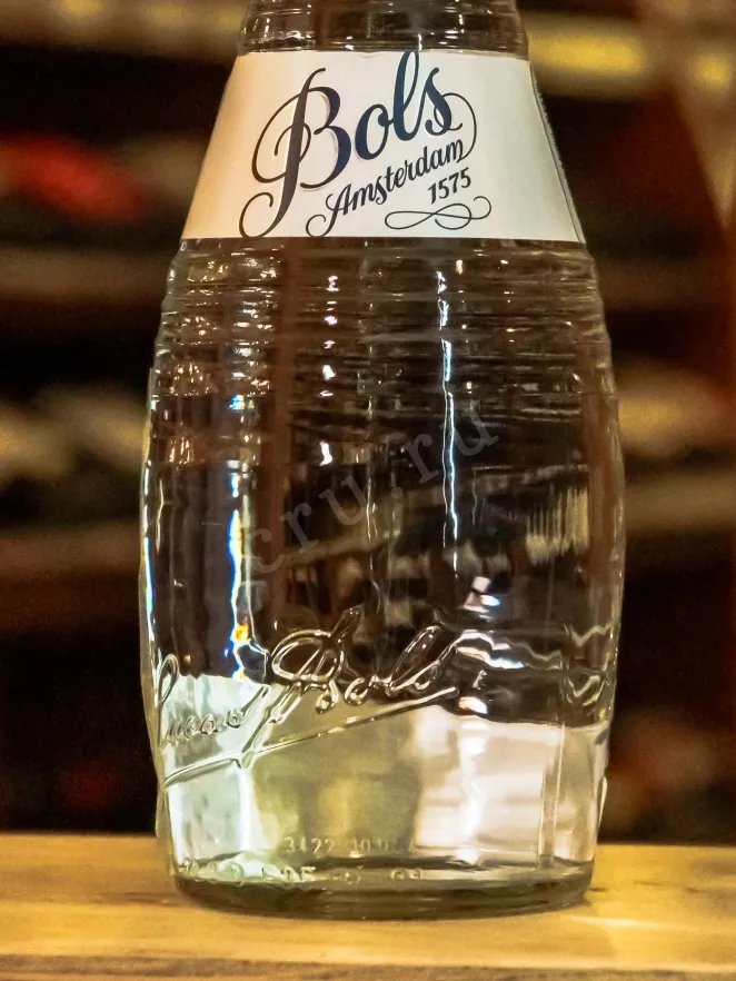 В магазине Крю Профи Bols Coconut 0.7 л