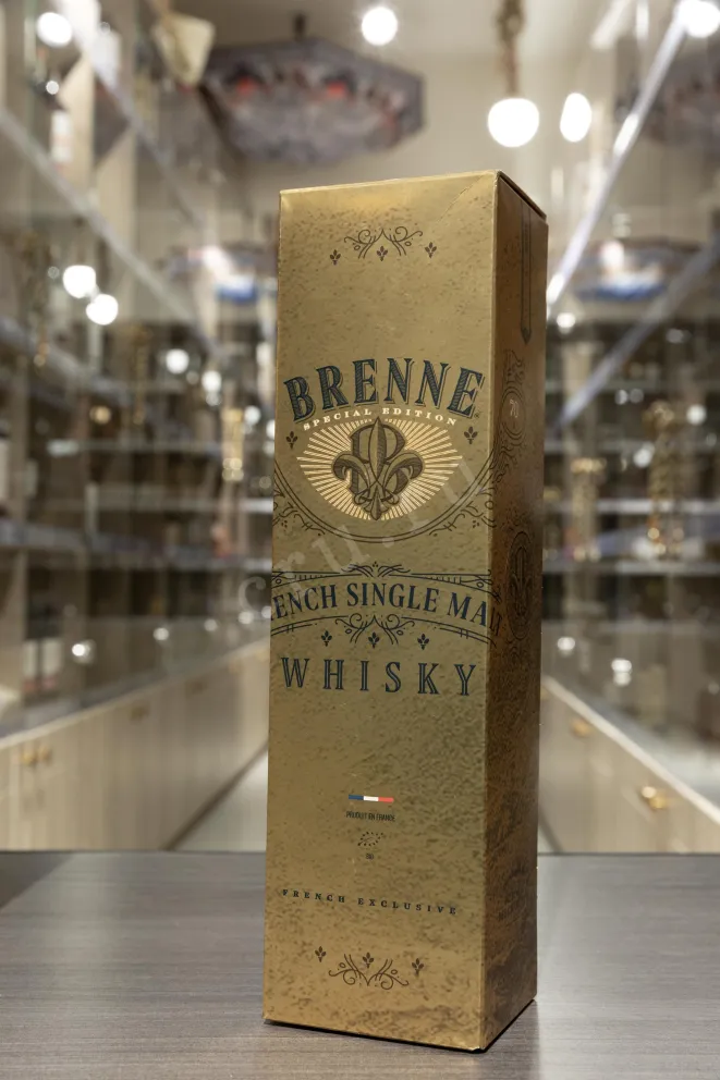 В подарочной коробке Brenne Pineaud des Charentes Finish in gift box 0.7 л