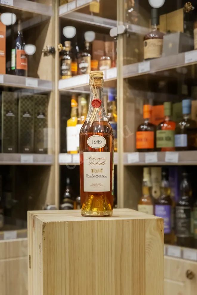 В магазине Крю Профи Laballe 1989 0.5 л