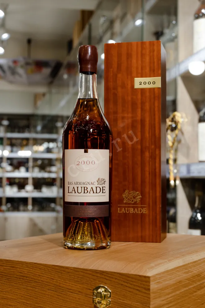 В магазине Крю Профи Chateau de Laubade 2000 0.7 л