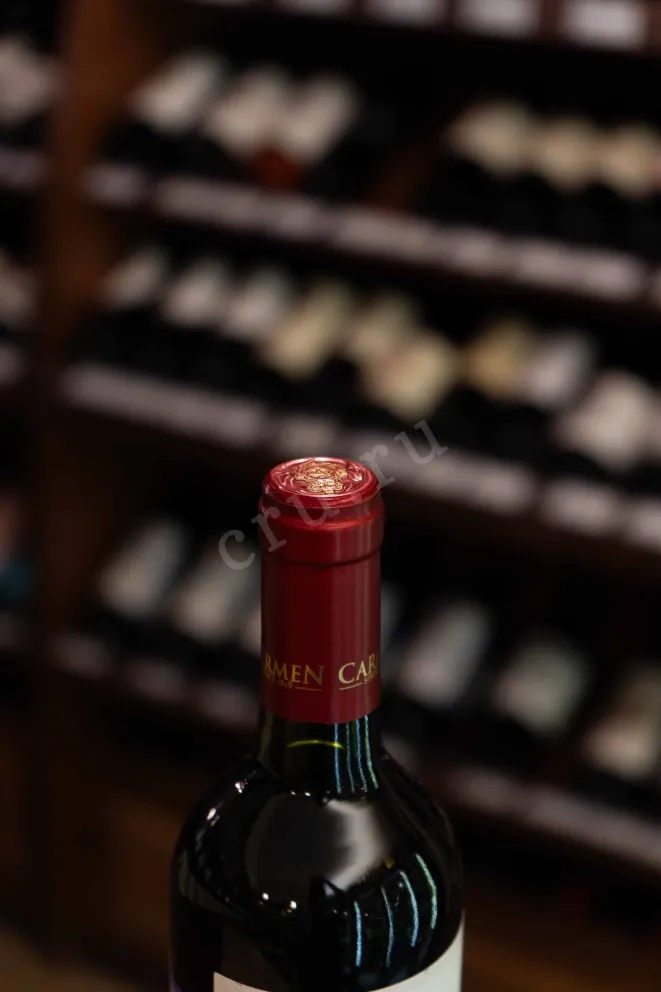 Пробка Carmen Insigne Cabernet Sauvignon 2023 0.75 л