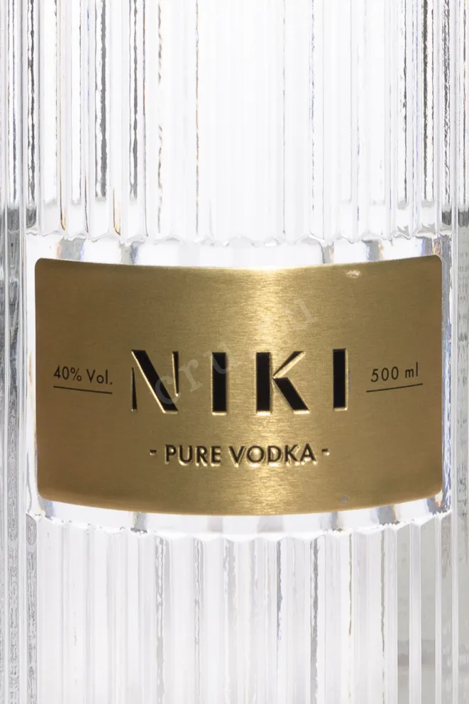 Этикетка Niki Pure 0.5 л