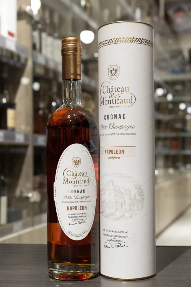 В магазине Крю Профи Chateau de Montifaud Napoleon in tube 0.7 л