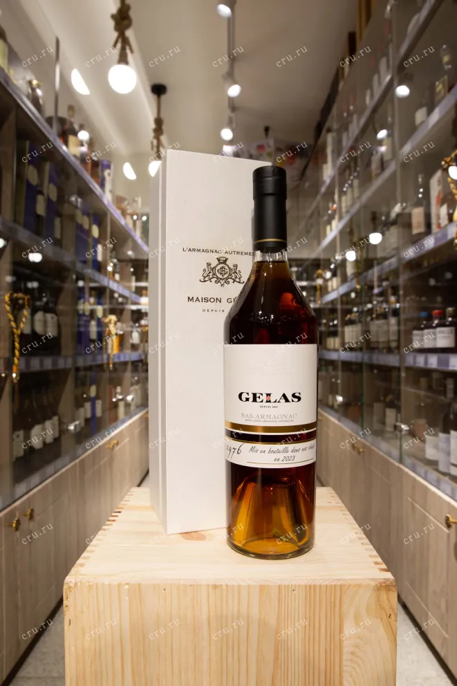 В магазине Крю Профи Gelas 1976 0.7 л
