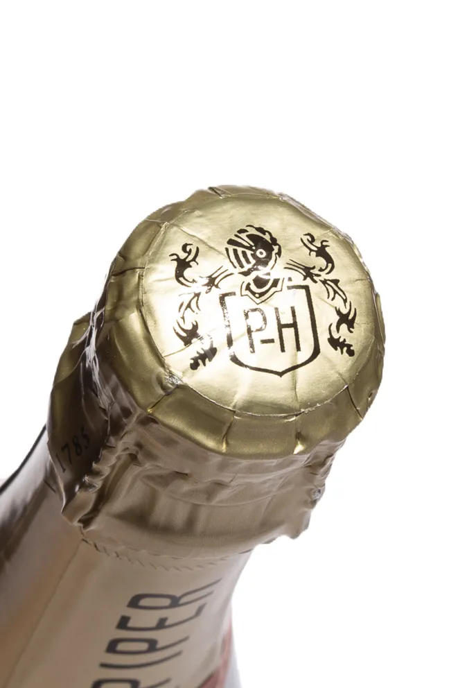 Пробка Piper Heidsieck Cuvee Brut in gift box with 2 glasses 2021 0.75 л