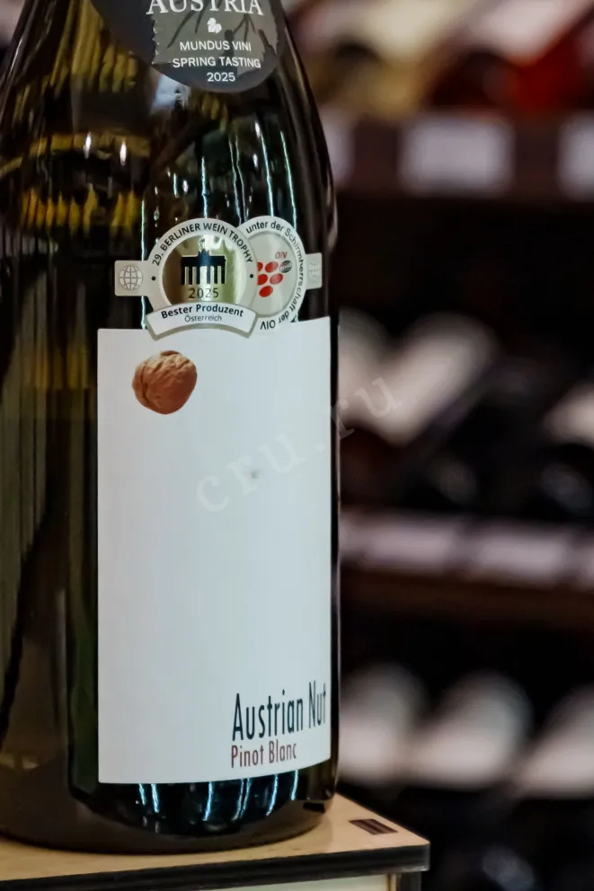 В магазине Крю Профи Weingut R&A Pfaffl Austrian Nut 2024 0.75 л
