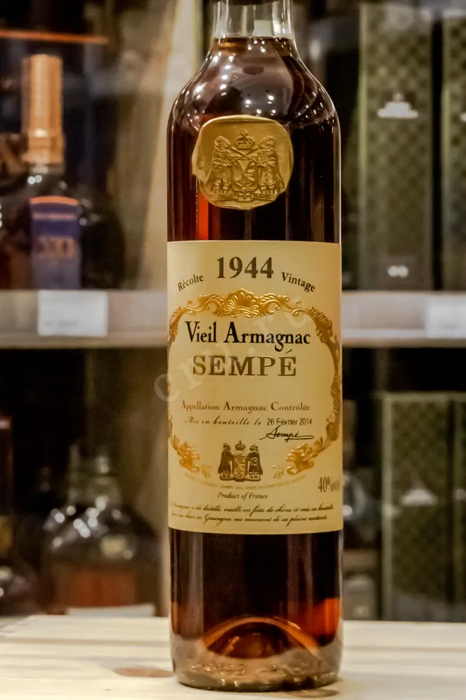 В магазине Крю Профи Sempe 1944 0.5 л