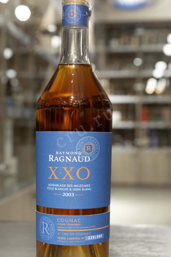 В магазине Крю Профи Raymond Ragnaud XXO Grand Champagne 1er Cru De Cognac in gift box 0.7 л