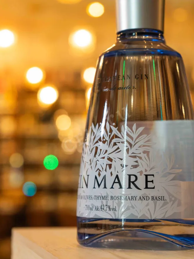 В магазине Крю Профи Gin Mare Medditerian 0.7 л