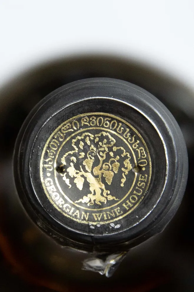 Пробка Kakhuri Qvevri Domashnee White Semi-Sweet 0.75 л