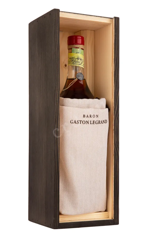 Арманьяк Baron G. Legrand in wooden box 1975 0.7 л