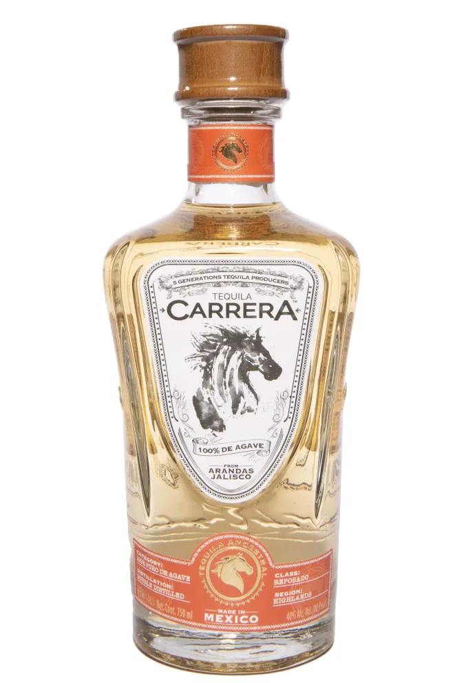 Бутылка Carrera Reposado in gift box 0.75 л