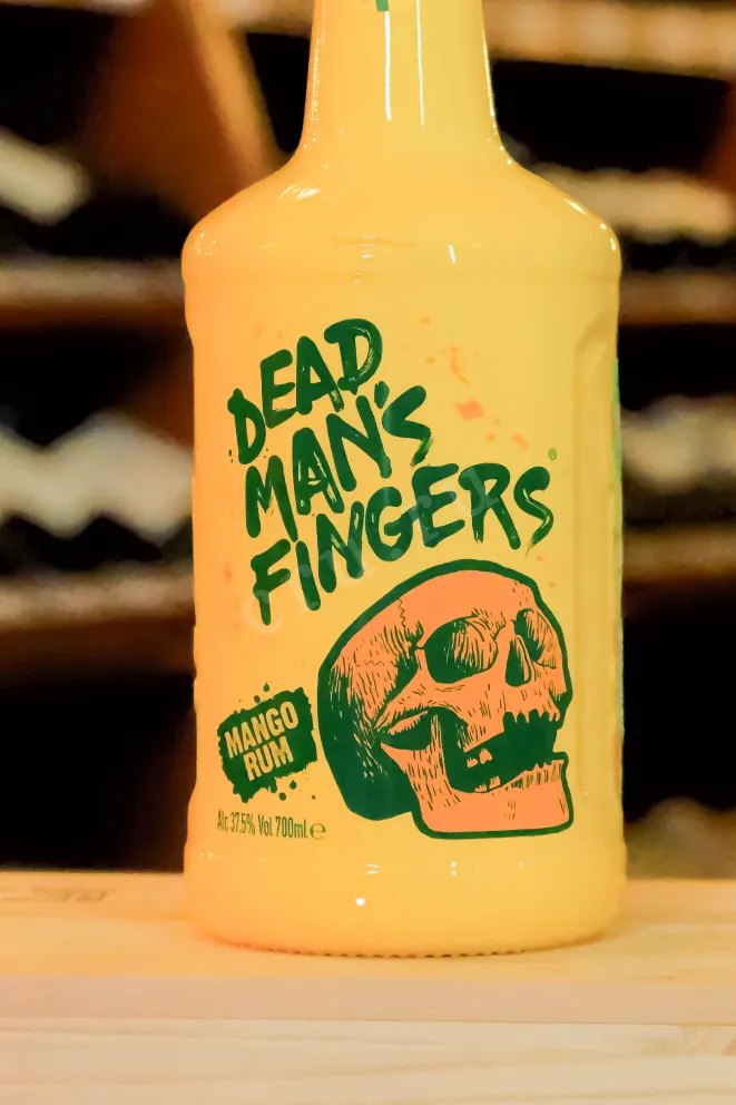 В магазине Крю Профи Dead Man's Fingers Mango Rum 0.7 л