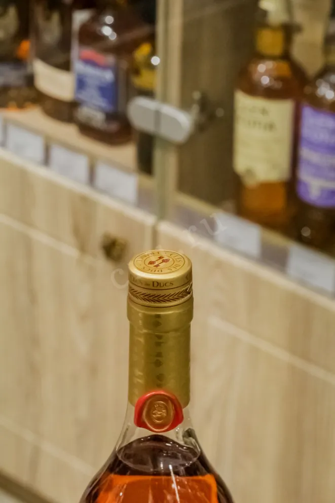 Пробка Cles des Ducs 1970 0.7 л