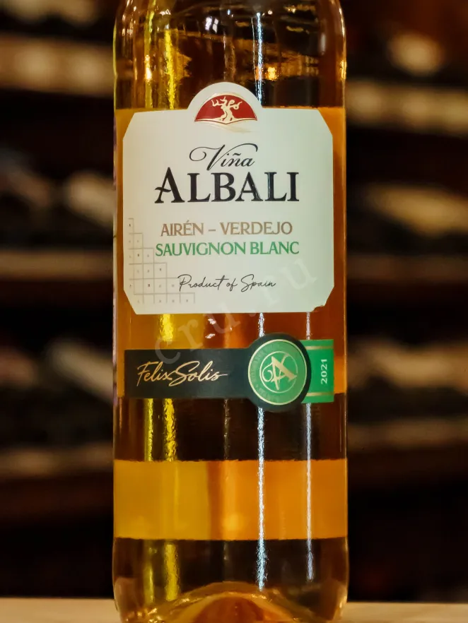 В магазине Крю Профи Vina Albali Verdejo-Sauvignon Blanc 2021 0.75 л