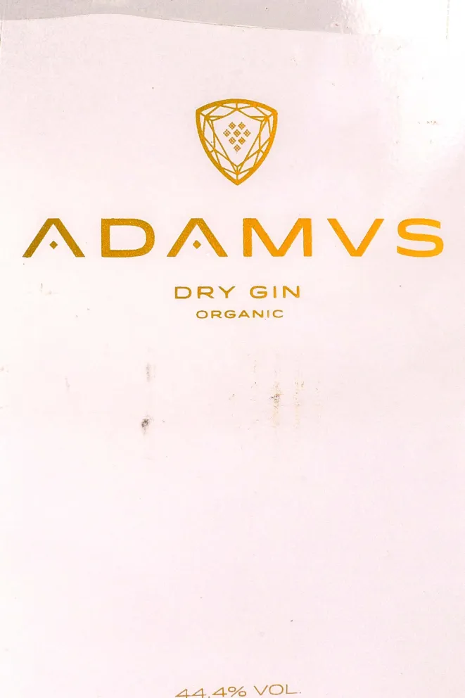 Этикетка Adamus Dry 0.7 л