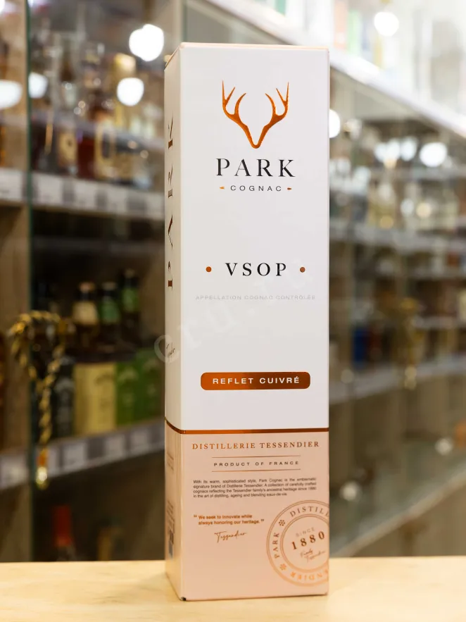 В магазине Крю Профи Park Reflet Cuivre VSOP 5 Years Old in gift box 0.7 л