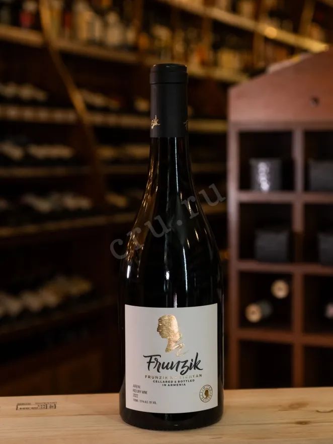 В магазине Крю Профи Frunzik Red Dry 2022 0.75 л