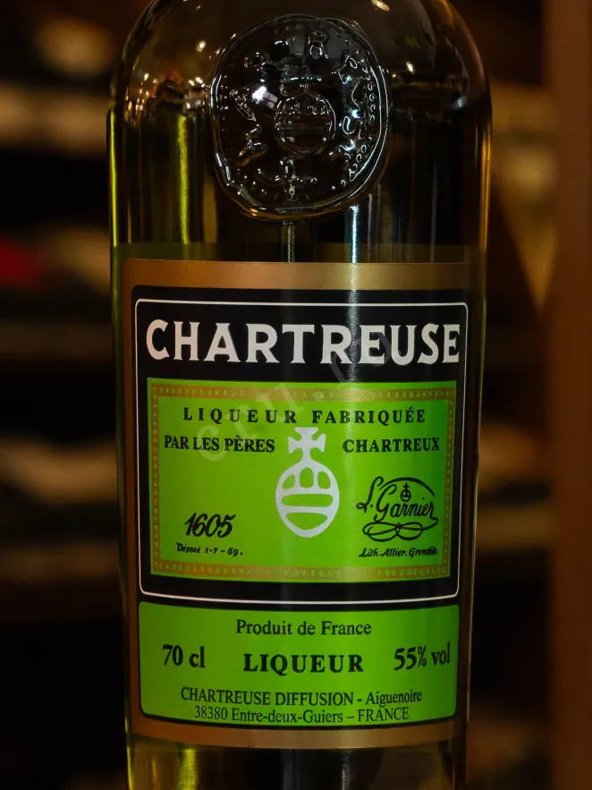 В магазине Крю Профи Chartreuse Verte 0.7 л