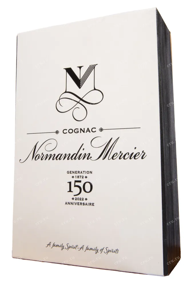 Подарочная коробка Normandin-Mercier XO Grand Champagne in gift box 2013 0.7 л