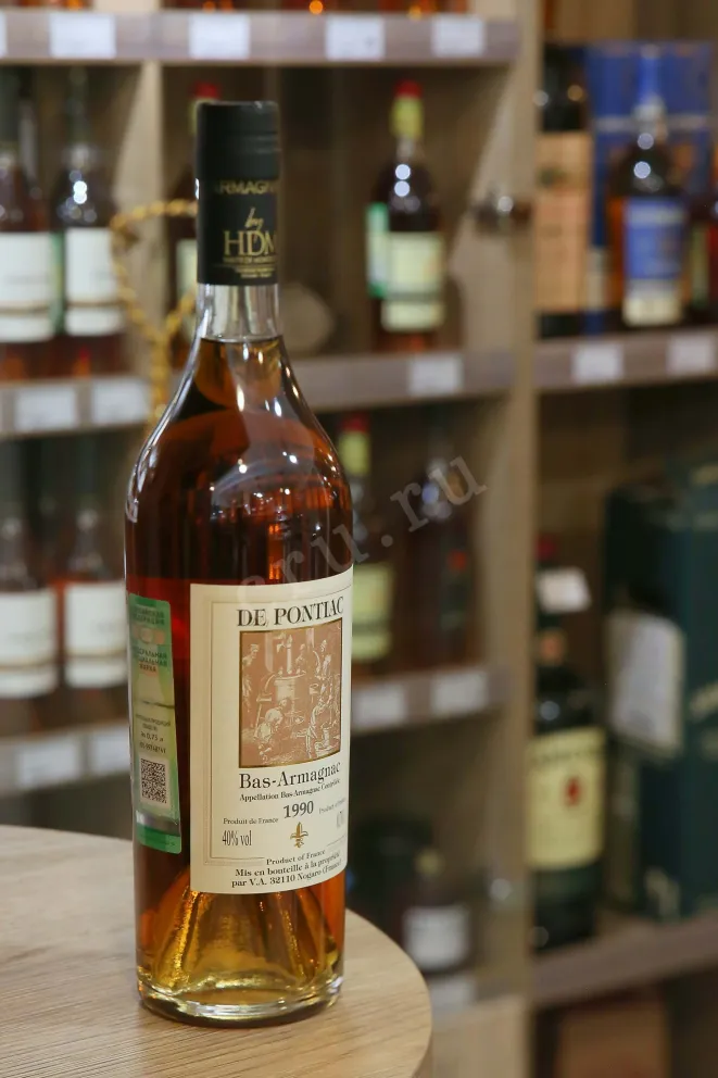 В магазине Крю Профи De Pontiac Bas-Armagnac in wooden box 1990 0.7 л