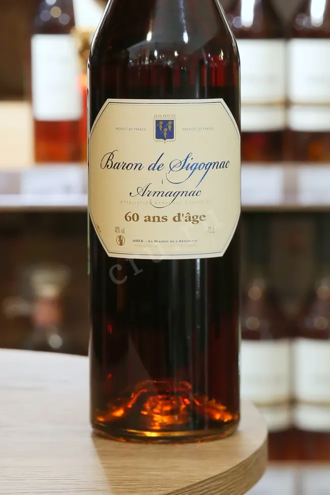 В магазине Крю Профи Baron de Sigognac 60 ans d'age 0.7 л
