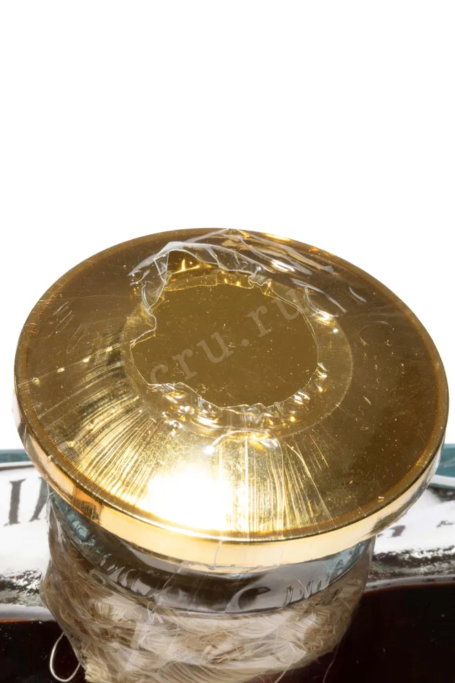 Пробка El Ron Prohibido XO in wooden barrel with 3 glasses 0.7 л