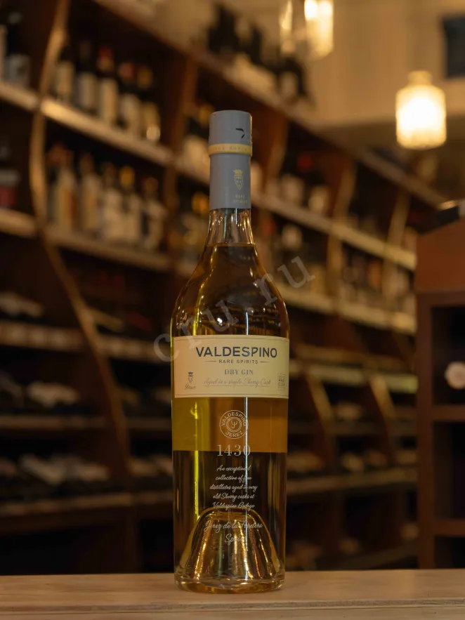 В магазине Крю Профи Valdespino Dry Gin in tube 0.7 л
