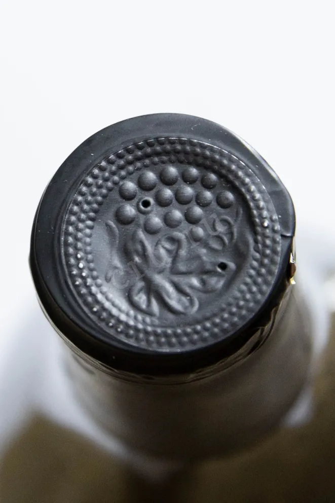 Пробка Archil Guniava Dzelshavi 2020 0.75 л