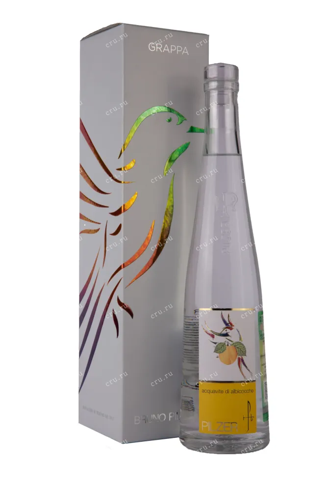 Аквавит Acquavite di Albicocche Pilzer gift box  0.5 л