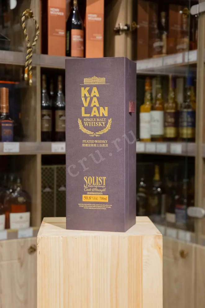 В магазине Крю Профи Kavalan Solist Peated Single Malt Cask Strength gift box 0.7 л