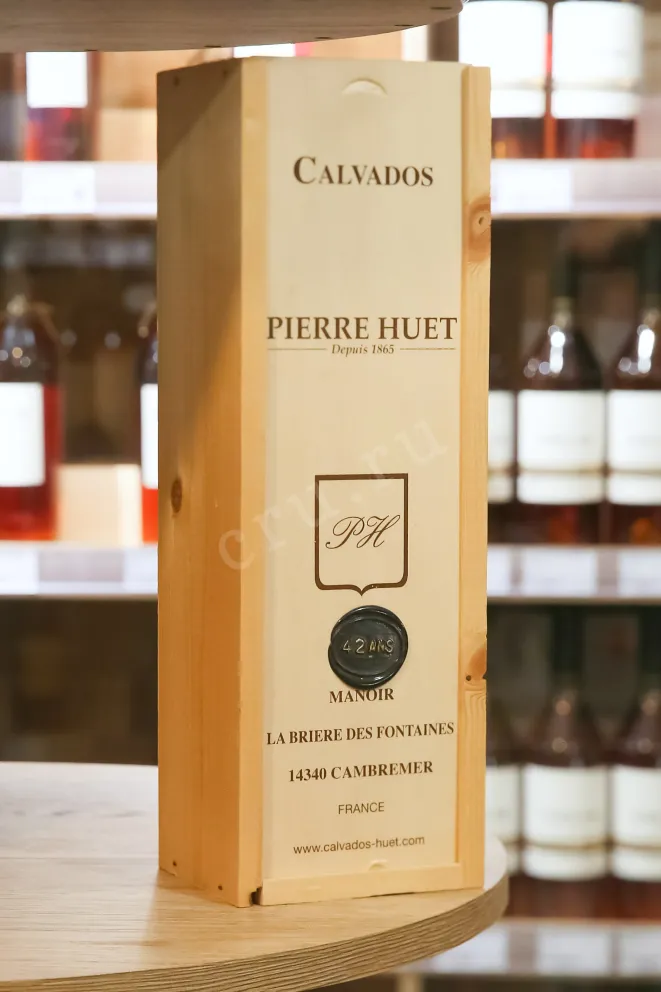 В магазине Крю Профи Pierre Huet 42 years 0.7 л