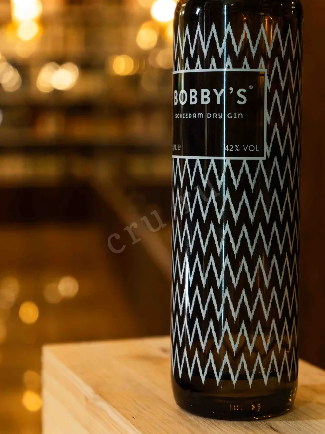 В магазине Крю Профи Bobby's Schiedam  0.7 л