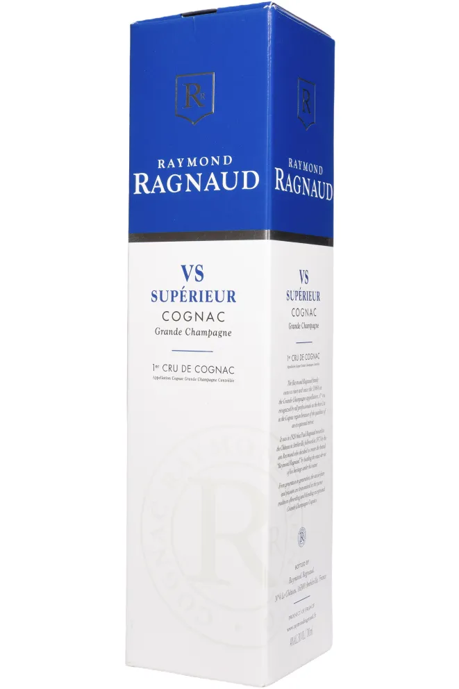 Подарочная коробка Raymond Ragnaud VS Grand Champagne 1er Cru De Cognac in gift box 0.7 л