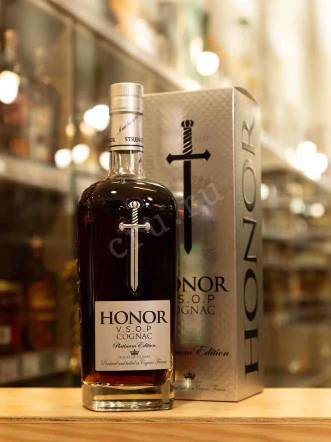 В магазине Крю Профи Honor VSOP Platinum Edition gift box 0.75 л