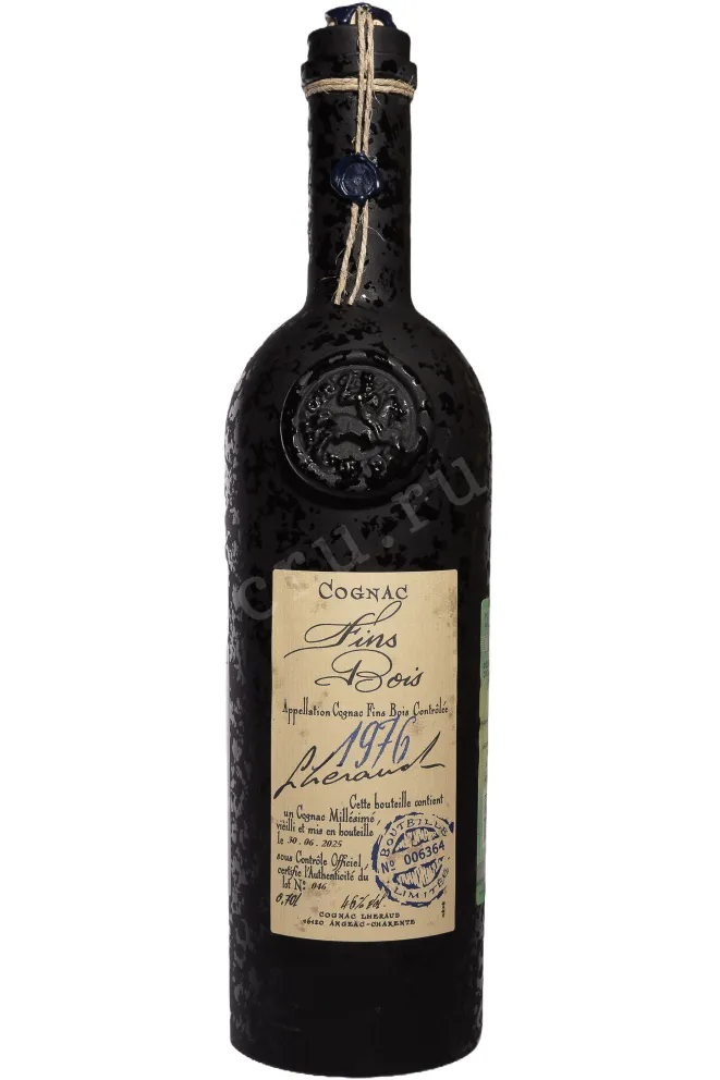 Бутылка Lheraud Millesime Fins Bois AOC in wooden box 1976 0.7 л