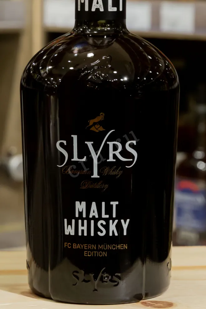 В магазине Крю Профи Slyrs Champions Malt FC Bayern Munich Edition in gift box 0.7 л
