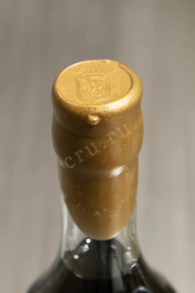 Пробка Daniel Bouju Tres Vieux in wooden box 0.7 л