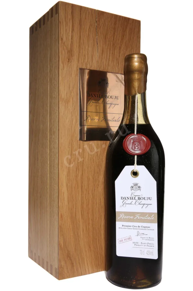 Коньяк Daniel Bouju Reserve Familiale in wooden box 1946 0.7 л
