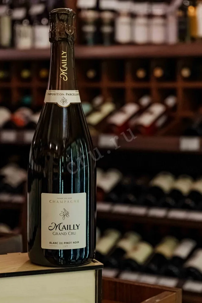 В магазине Крю Профи Mailly Blan de Pinot Noir gift box 2019 0.75 л