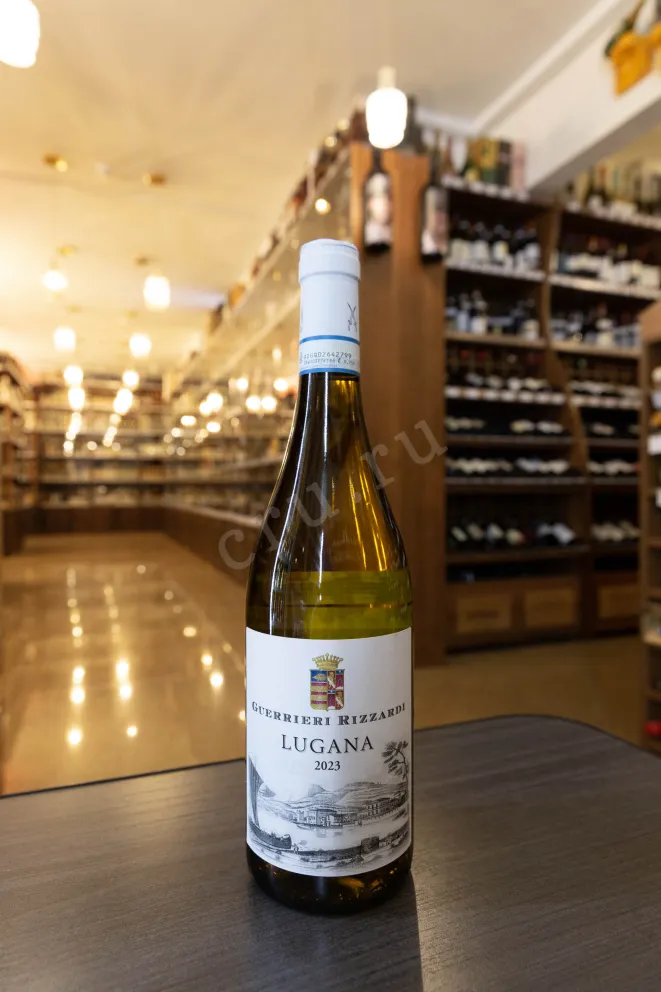 В магазине Крю Профи Guerrieri Rizzardi Lugana DOC 2023 0.75 л