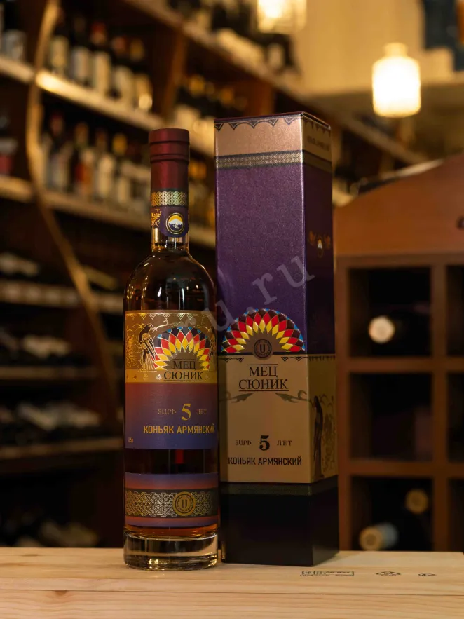 В магазине Крю Профи Mets Syunik 5 years in gift box 0.5 л