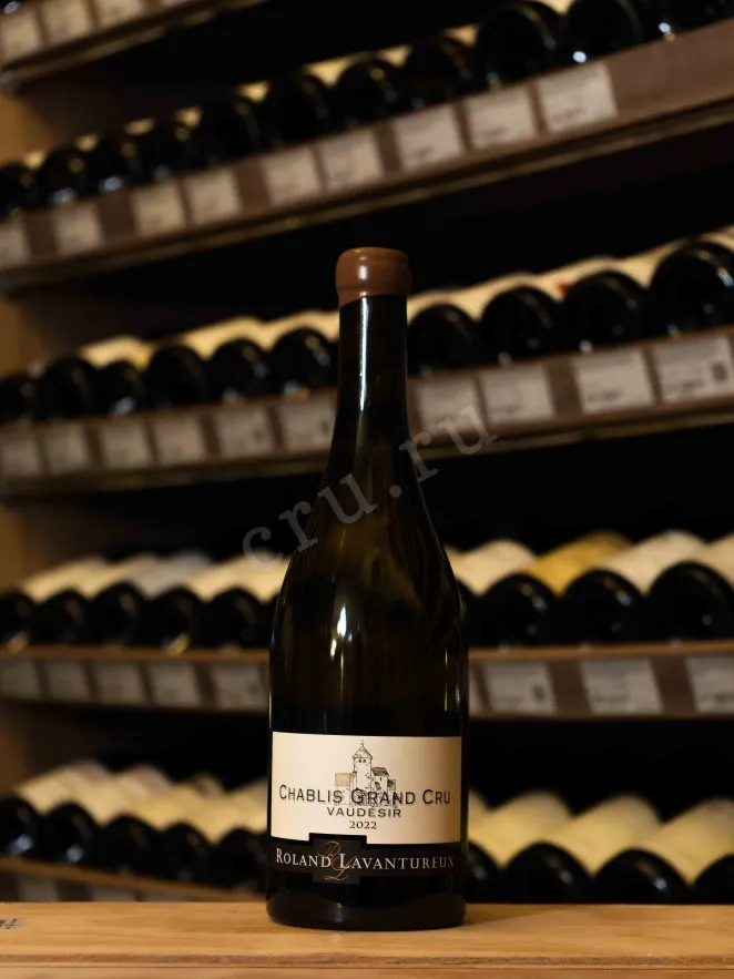 В магазине Крю Профи Roland Lavantureux Chablis Grand Cru Vaudesir 2022 0.75 л
