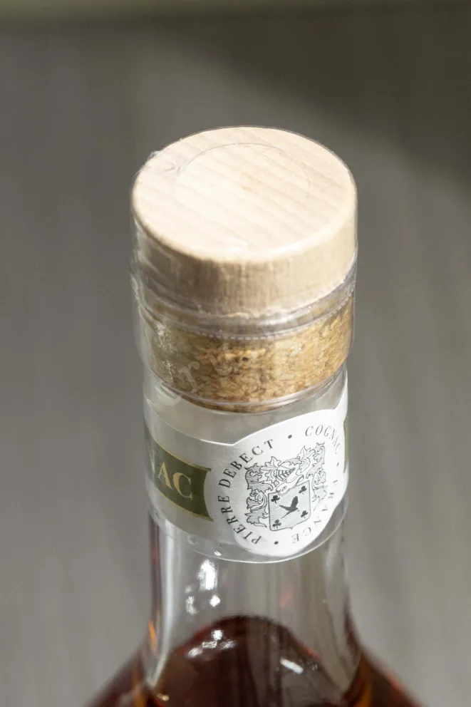 Пробка Pierre Debect VSOP in gift box 2018 0.7 л