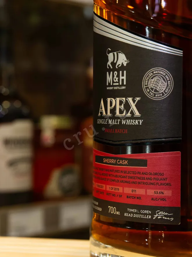 В магазине Крю Профи M&H Apex Sherry Cask gift box 0.7 л