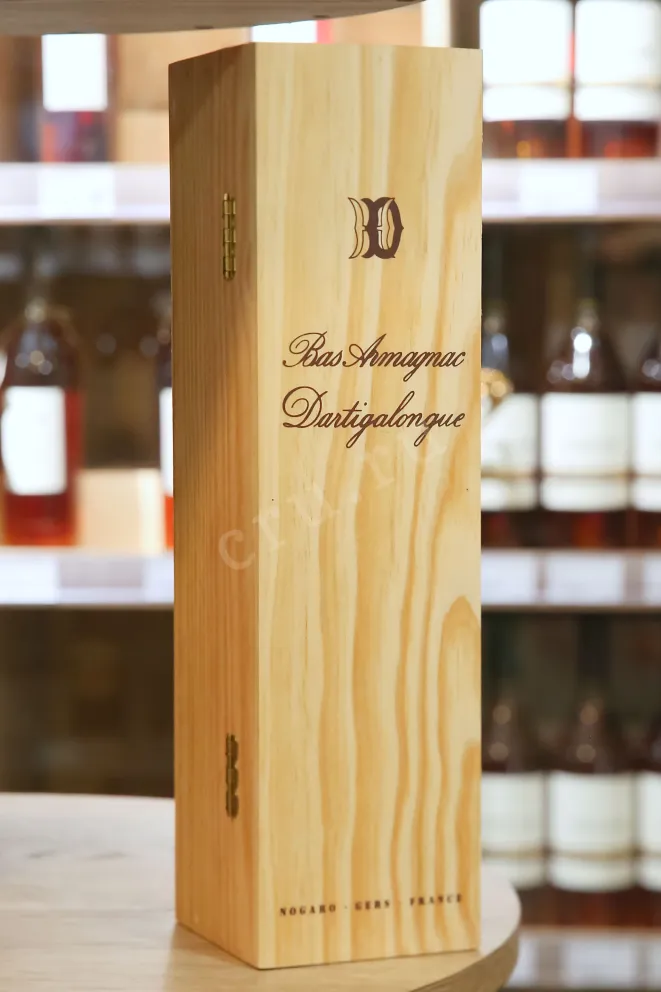 В магазине Крю Профи Dartigalongue 1990 0.5 л