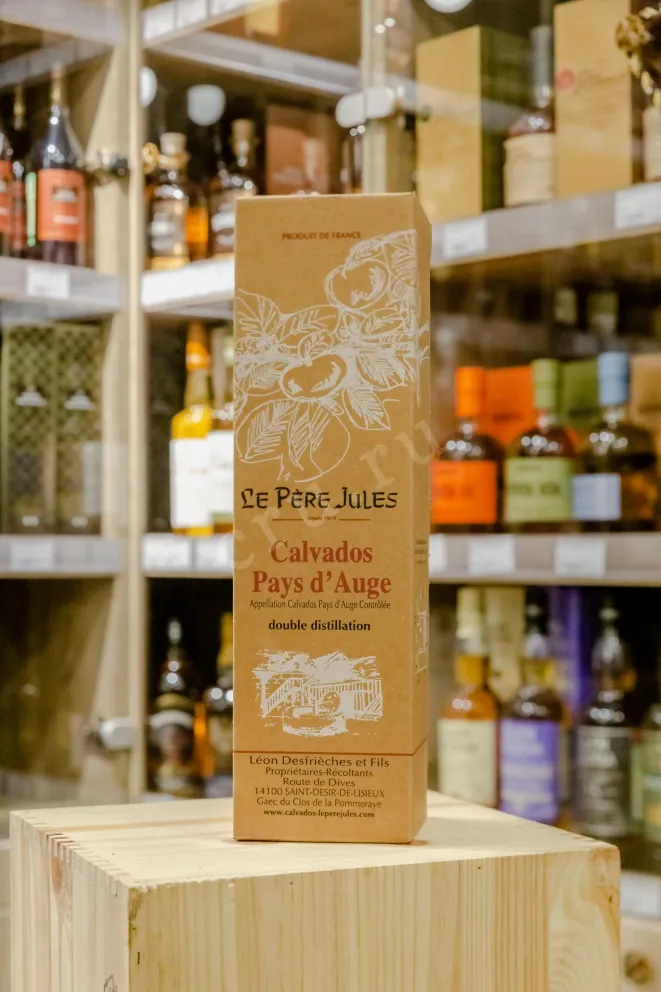 В магазине Крю Профи Le Pere Jules Pays d'Auge 7 ans Cask Finish 0.7 л
