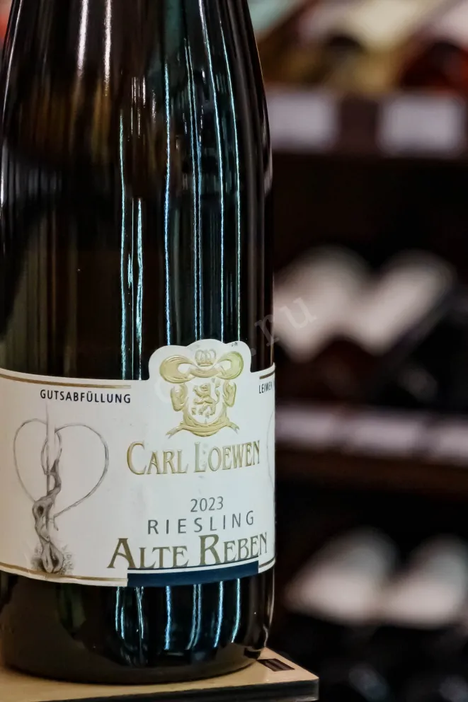 В магазине Крю Профи Carl Loewen Riesling Alte Reben 2023 0.75 л