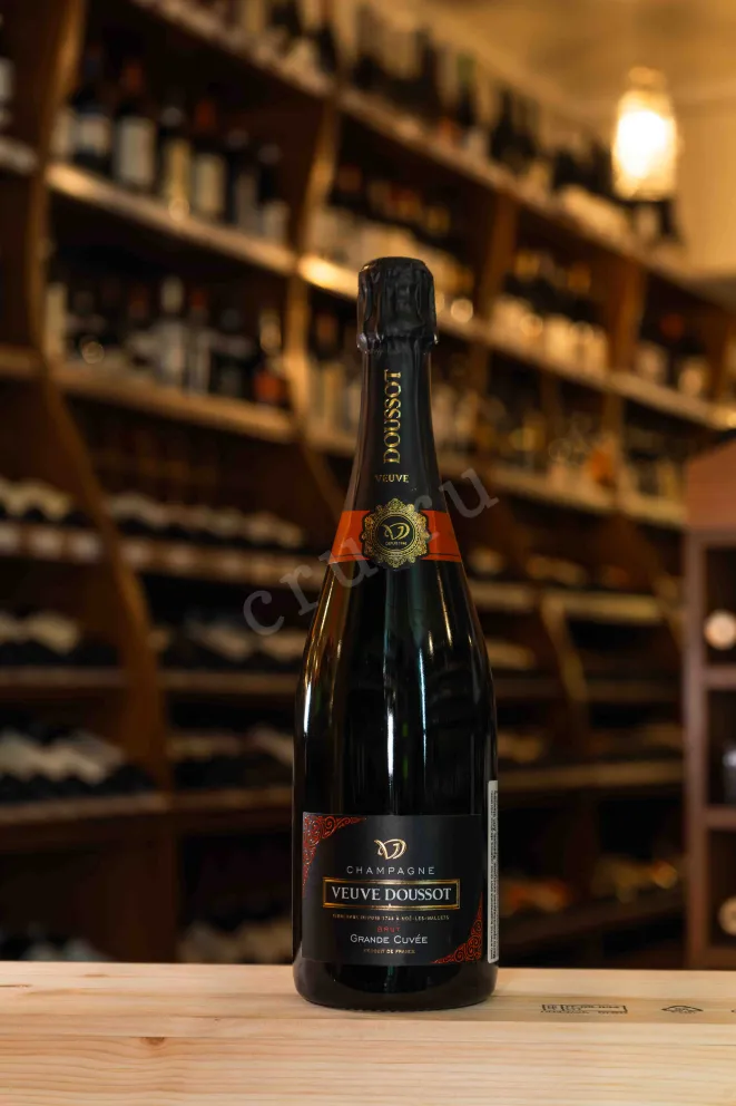 В магазине Крю Профи Veuve Doussot Grande Cuvee Brut 2019 0.75 л